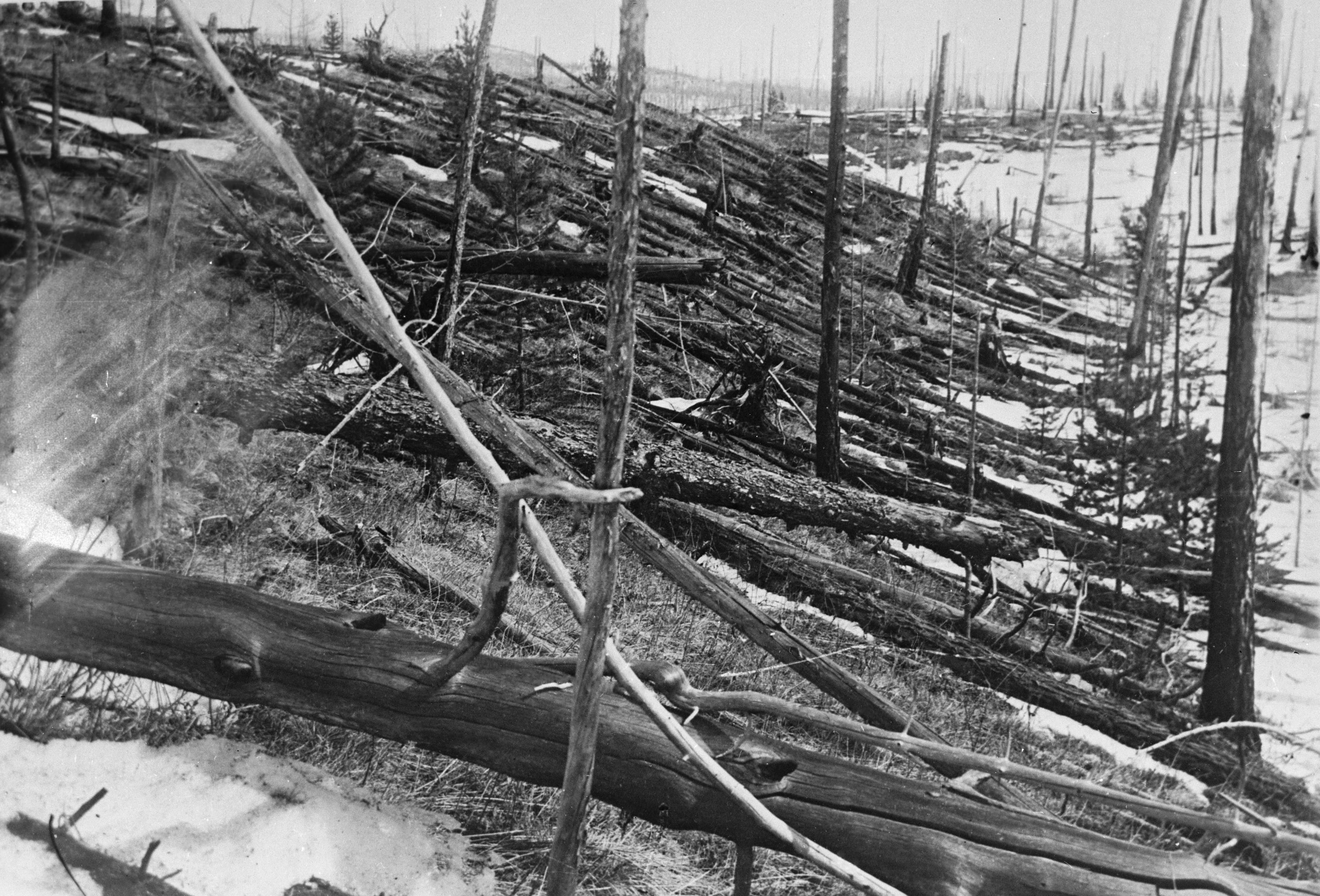 Las teorías de los ovnis de Tunguska localizaron el contexto visual de Wikimedia Commons