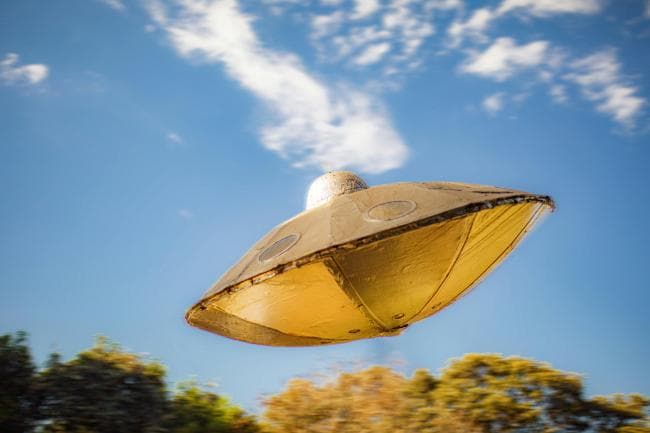 Assembleia Nacional francesa recebe colóquio inédito sobre UFOs